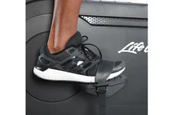 Life Fitness Club Series + (Plus) Upright Lifecycle Bike